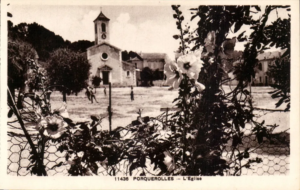 Porquerolles — A Igreja — Edições Les Belles Imp. Nice - Frente