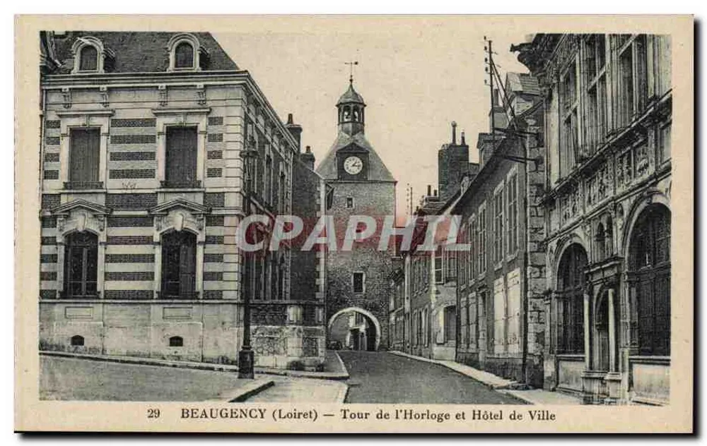 Beaugency (Loiret) — Turm der Uhr und Rathaus - Vorderseite