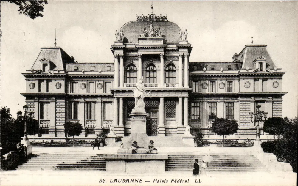 Lausanne — Bundeshaus — LL - Vorderseite