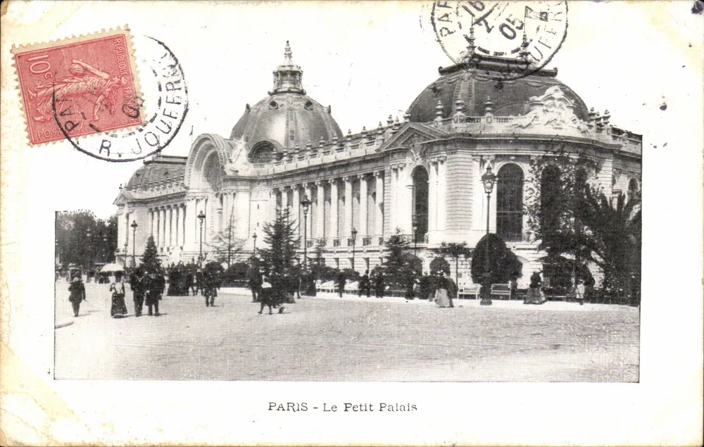 PARIS - O Petit Palais — vista arquitetônica — R. JOUEFFRAIS - Frente