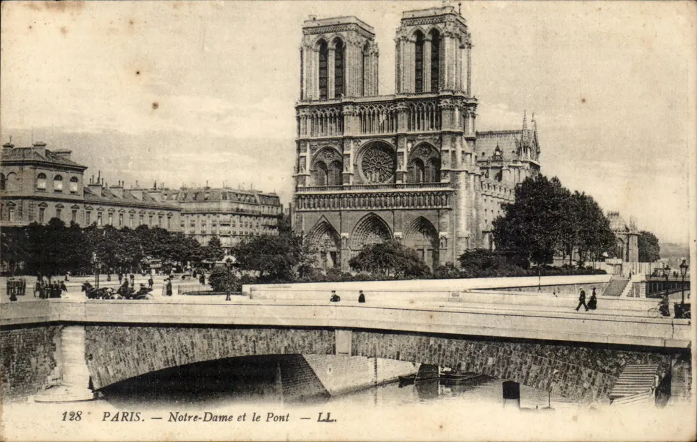 Paris — Notre-Dame e o Ponte — LL. n°128 - Frente