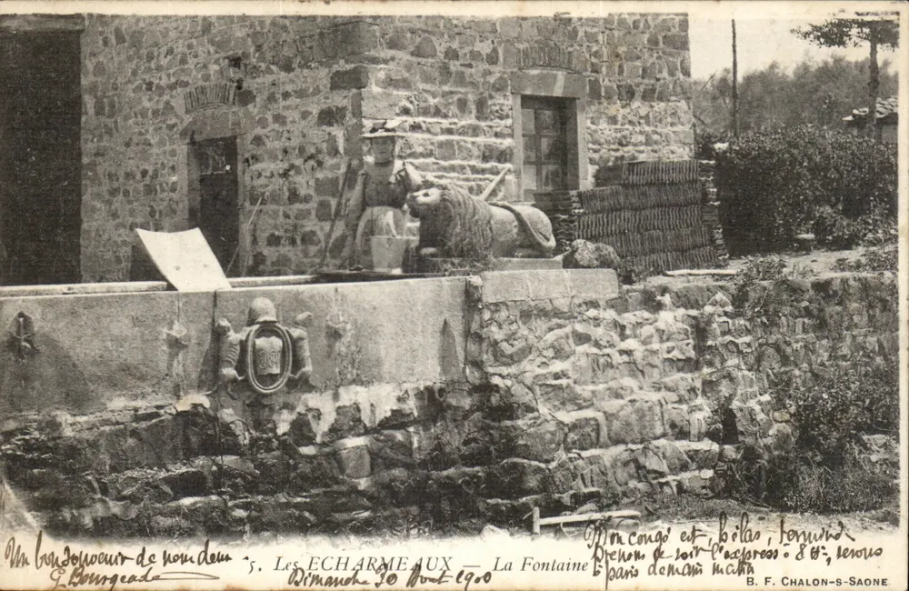 Les ECHARMEAUX — La Fontaine — B. F. CHALON-S-SAONE - Frente