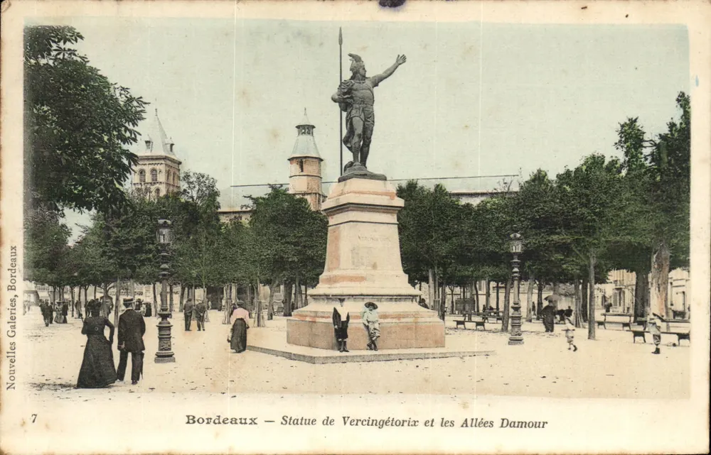 Bordeaux — Statue von Vercingétorix und die Allées Damour — Neue Galerien, Bordeaux, Nr. 7 - Vorderseite