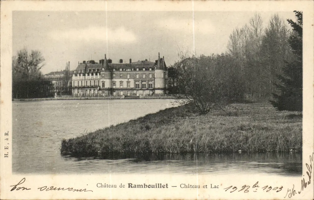 Castelo de Rambouillet — Castelo e Lago — H.E. & R. n° 1928-1903 - Frente