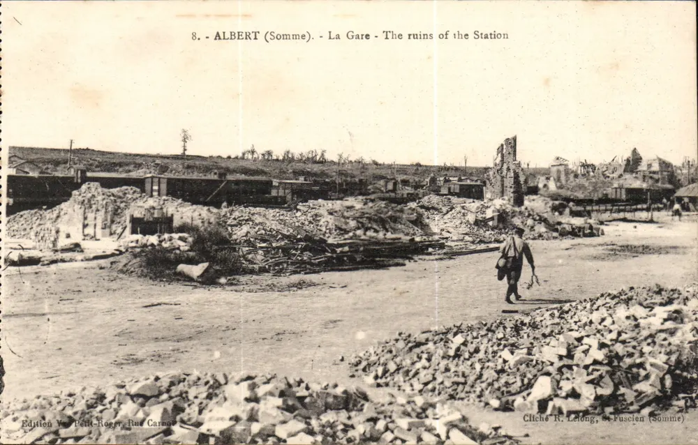 Albert (Somme) — Ruinen der Station — Edition V. Petit-Roger, Rue Carnot - Vorderseite