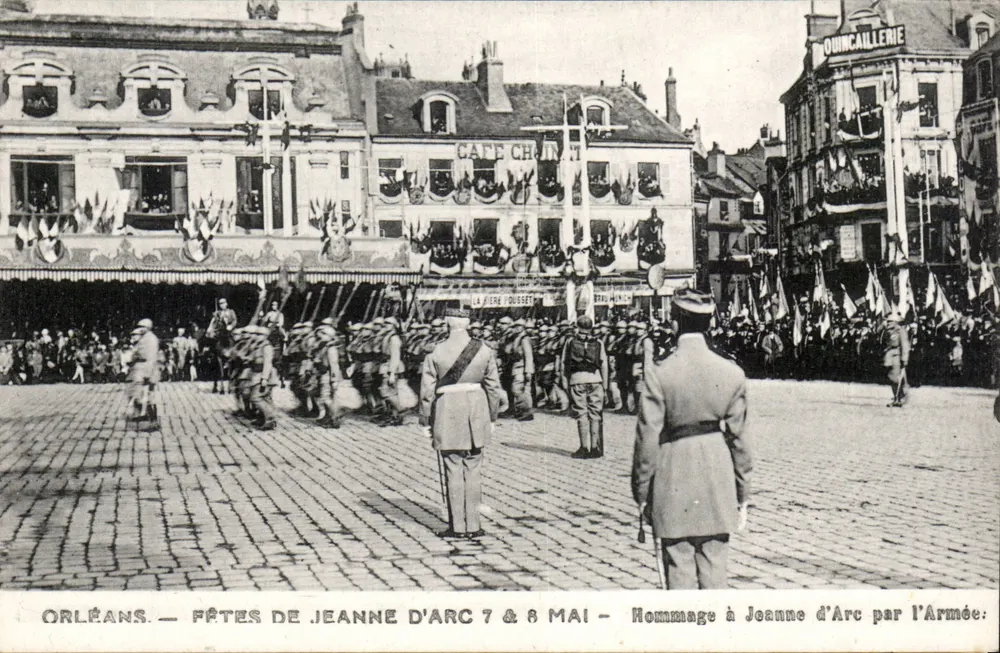Orléans — Feste zu Ehren von Jeanne d'Arc am 7. und 8. Mai — Hommage an Jeanne d'Arc durch die Armee - Vorderseite