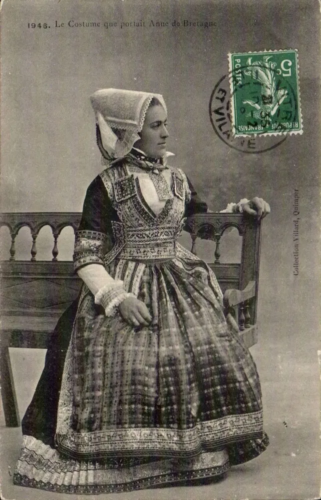 Kleidung, die Anne von Bretagne trug — Sammlung Villard, Quimper — 1946 - Vorderseite