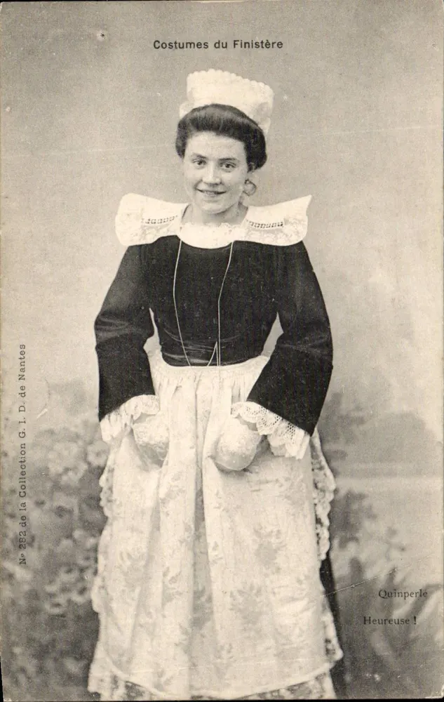 Trajes do Finistère — Quinperle — Coleção G. I. D. de Nantes, n° 282 - Frente