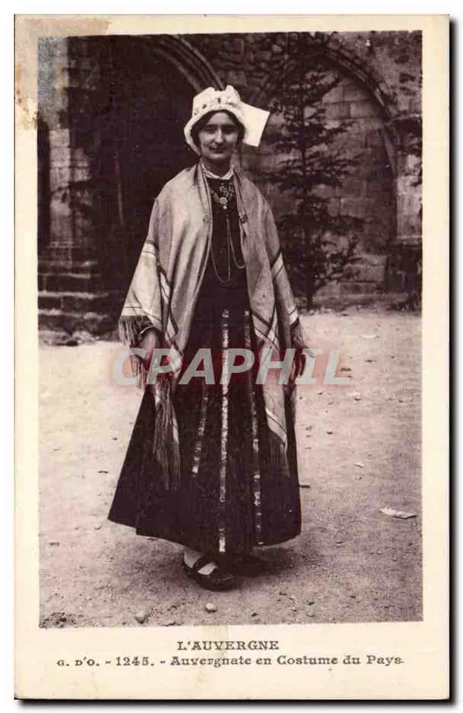 Auvergne — Auvergnate in traditionellem Kleid — a.d.o. ~ 1245 - Vorderseite