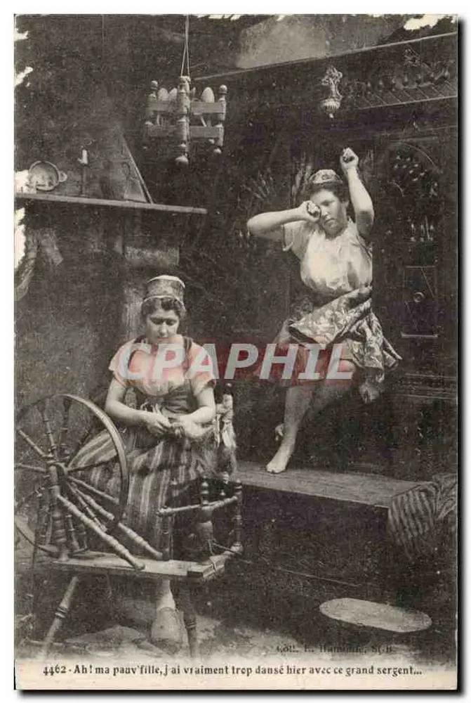 Deux femmes dans une pièce rustique — scène de vie quotidienne — éditeur H. Hamman, n° 4462 - Frente