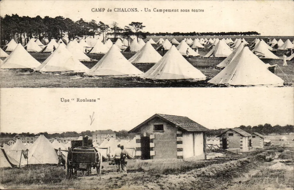Camp de Chalons - Un Campement sous tentes — Une "Roulante" — Charte, Montsichon (CPM) - Recto