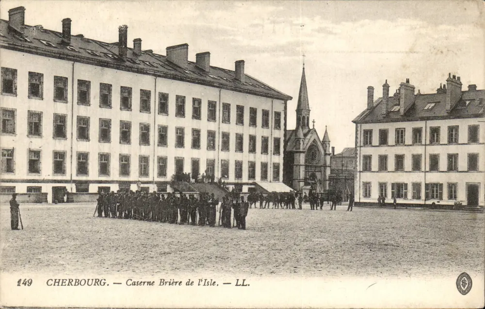 Cherbourg — Caserne Brière de l'Isle — LL. — N° 149 - Frente