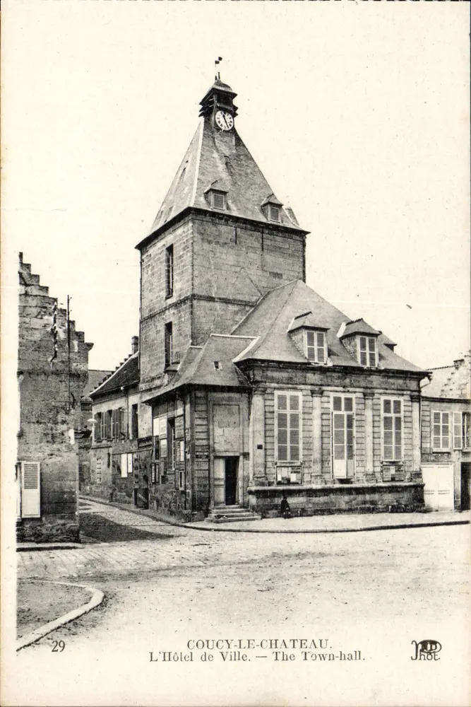 Coucy-le-Château — O Hôtel de Ville — Impr. Neurdein Frères, Paris - Frente