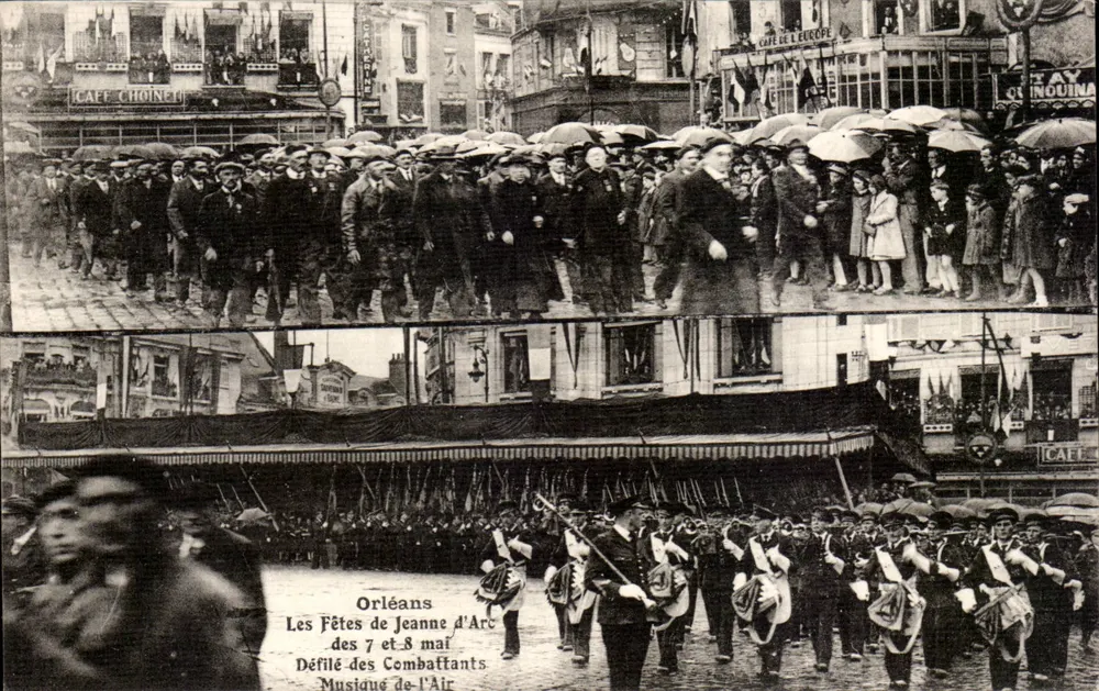 Orléans — Die Feierlichkeiten zu Ehren von Jeanne d'Arc am 7. und 8. Mai — Parade der Kämpfer — Musik der Luft - Vorderseite
