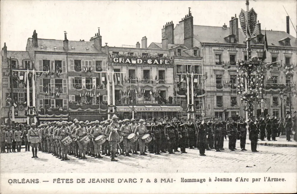 Orléans — Feste zu Ehren Jeanne d'Arc 7. & 8. Mai — Hommage an Jeanne d'Arc durch die Armee. - Vorderseite