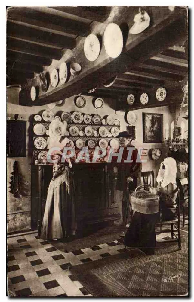 Intérieur d'une église normande — décor de vaisselle suspendue — éditeur Le Goubeys, n° 5196 - Recto