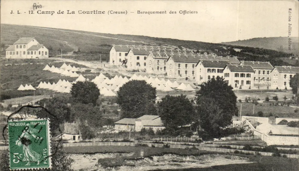 Camp de La Courtine (Creuse) — Offiziersbaracken — Edition Julian, Verleger - Vorderseite