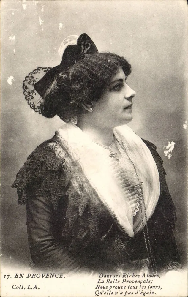 Frau im provenzalischen Kleid — Coll. L.A., n°17 — Verleger nicht sichtbar - Vorderseite