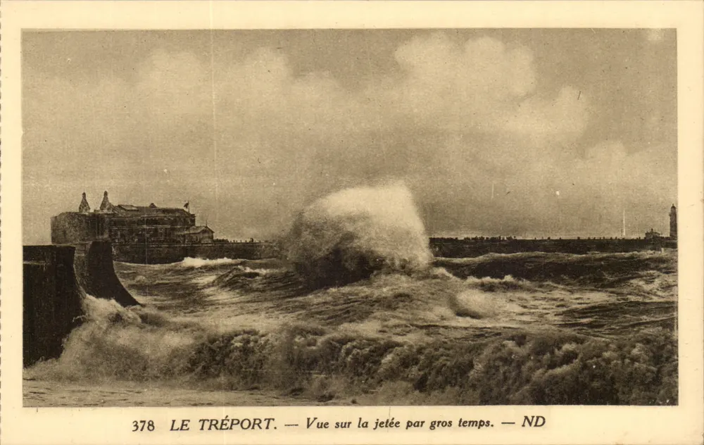Le Tréport — Ansicht der Mole bei Sturm — ND - Vorderseite