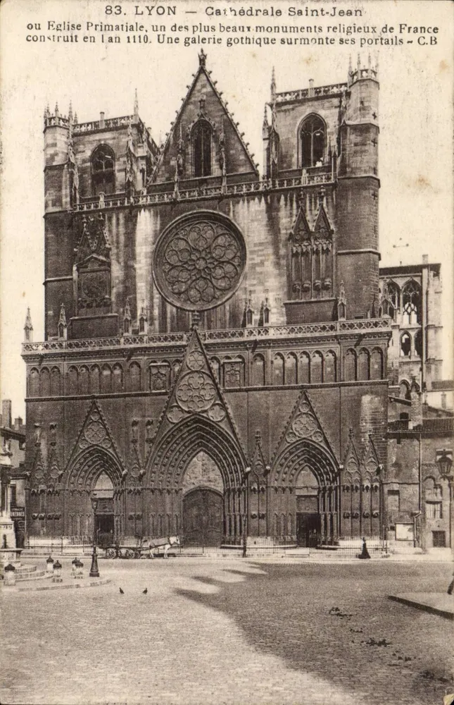 LYON — Catedral São João — C.B. n°83 - Frente