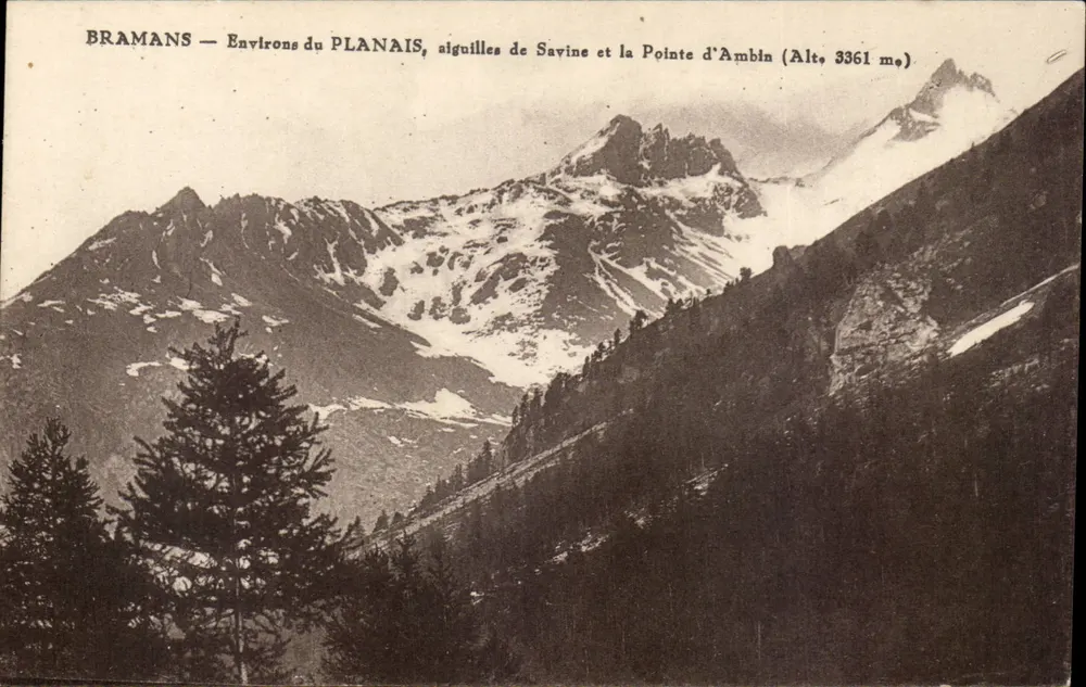 Bramans — Ansicht der Umgebung von Planais, Nadeln von Savine und der Pointe d'Amblin (Höhe 3361 m) - Vorderseite