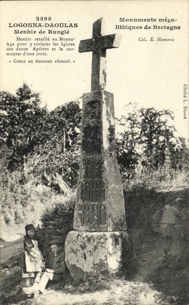 Logonna-Daoulas — Menhir von Rünglé mit Kreuz — Col. E. Hamonic, n° 2898 - Vorderseite