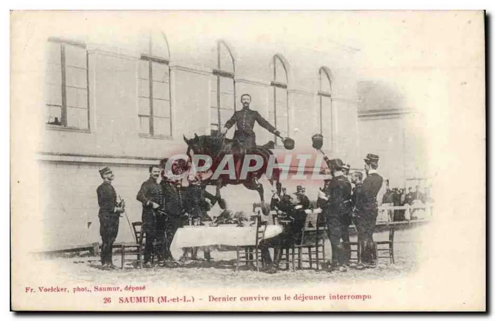 Saumur (M.-et-L.) — Último convidado ou o almoço interrompido — Fr. Voelcker, fot., Saumur, depositado - Frente