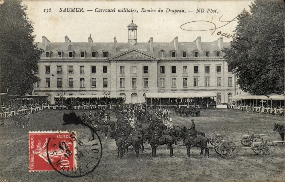 Saumur — Militärischer Karussell, Flaggenübergabe — ND Pbot. - Vorderseite