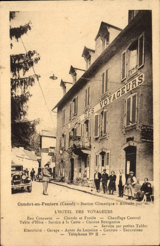 Condat-en-Feniers — Grand Hotel des Voyageurs — HELLIAS Editions - Vorderseite