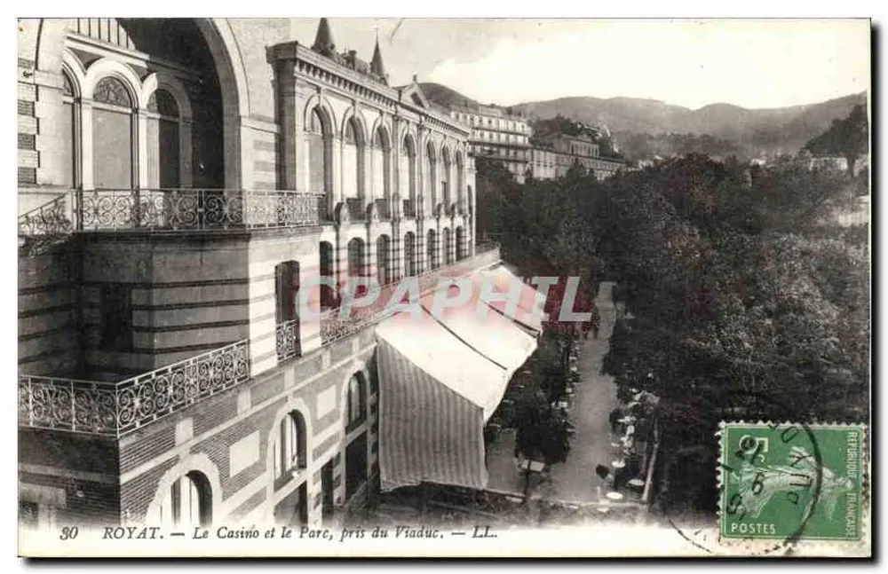 Royat — Das Casino und der Park, vom Viadukt aus gesehen — LL. - Vorderseite