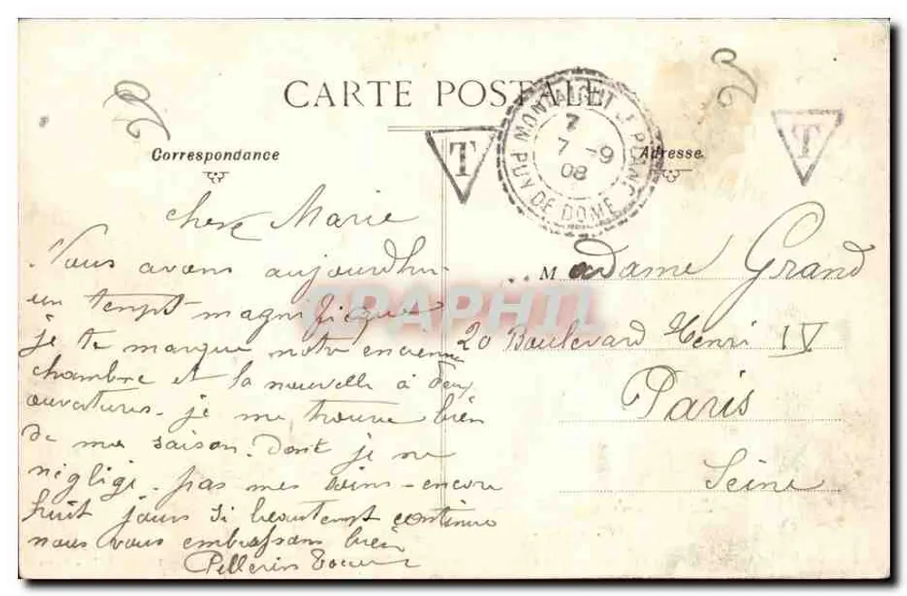 St-Nectaire-le-Bas — rue commerçante avec boutique de robes et manteaux — L'Hirondelle, Paris - Verso