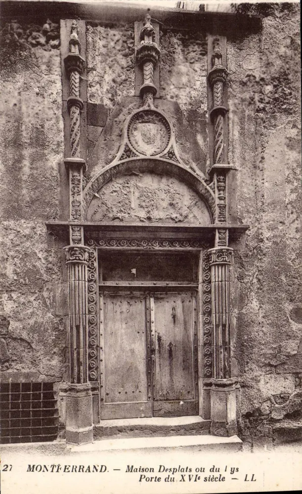 Montérrand — Maison Desplats oder des 16. Jahrhunderts — Tür des 16. Jahrhunderts — LL - Vorderseite