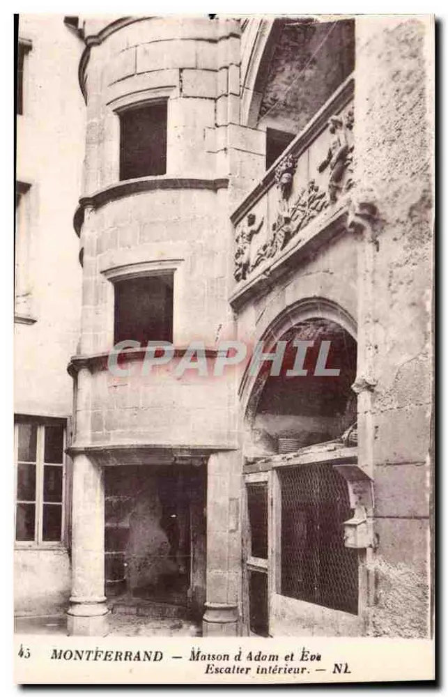 Montferrand — Haus von Adam und Eva — Innen-Treppe — NL - Vorderseite