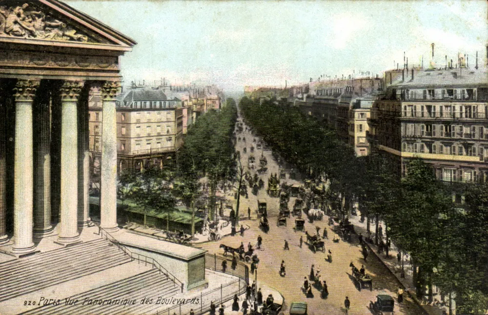 Paris — Vista panorâmica dos Boulevards — L.V. & Cie, n° 920 - Frente