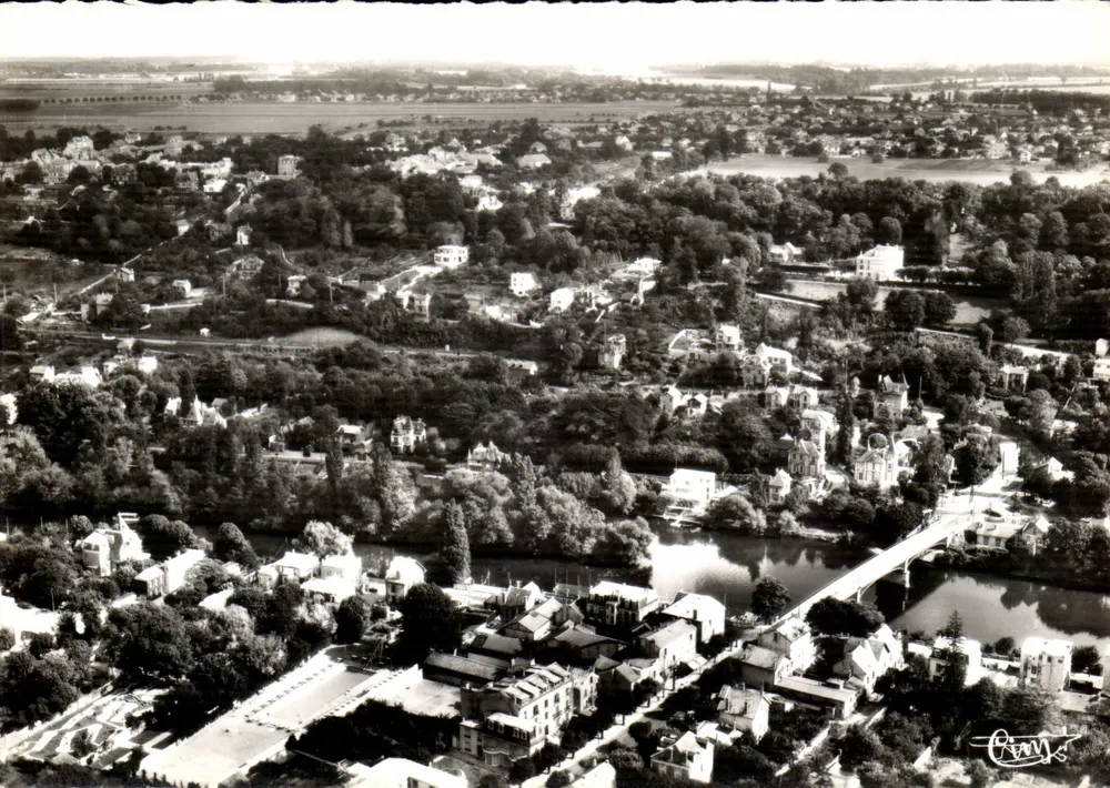 La Varenne - St-Hilaire (Seine) — Brücke von Chennevières — Verlag IMCON - Vorderseite