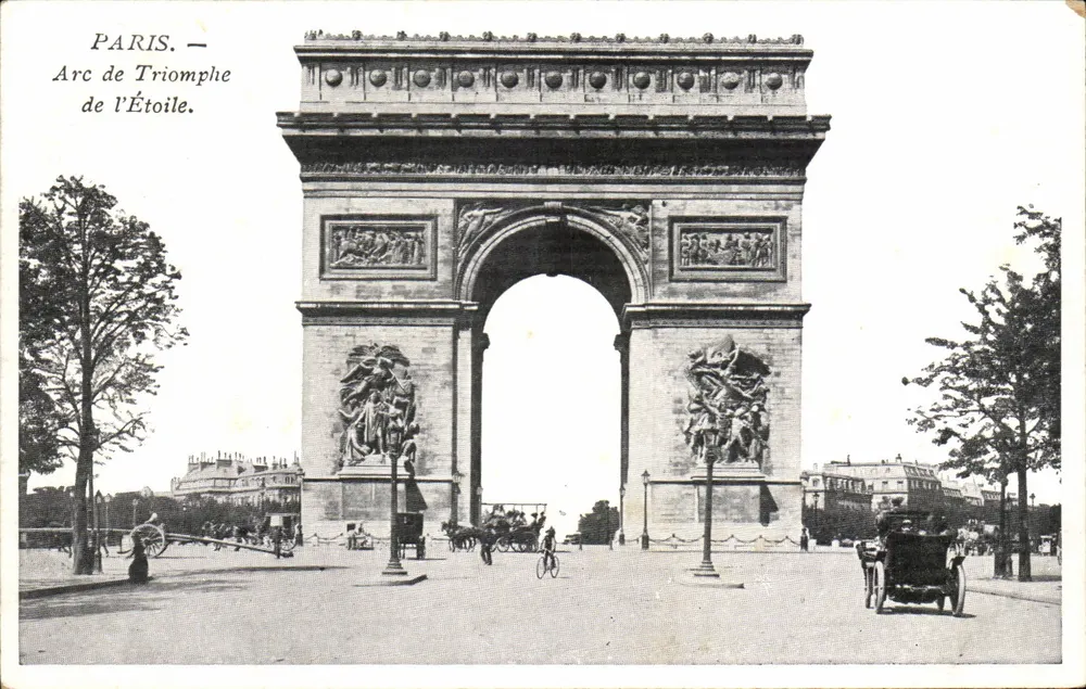Paris — Arco do Triunfo da Estrela — editor desconhecido, número de série não visível - Frente