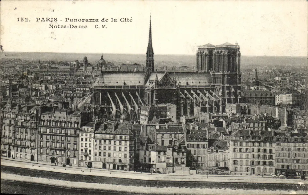 Paris - Panorama da Cidade - Notre-Dame C.M. - n°152 - Frente