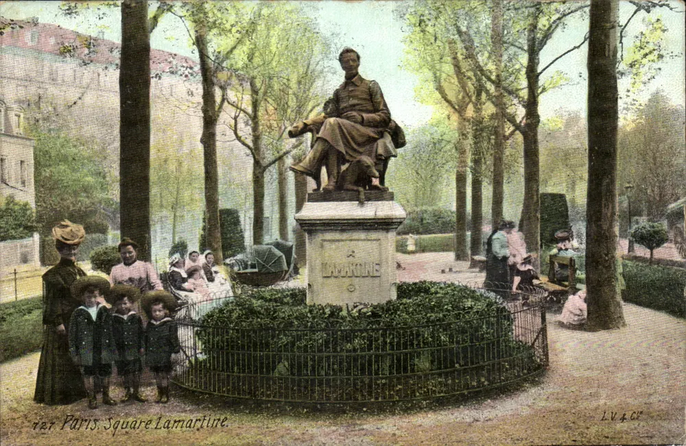 Square Lamartine — Paris — editor LVACE n° 127 - Frente
