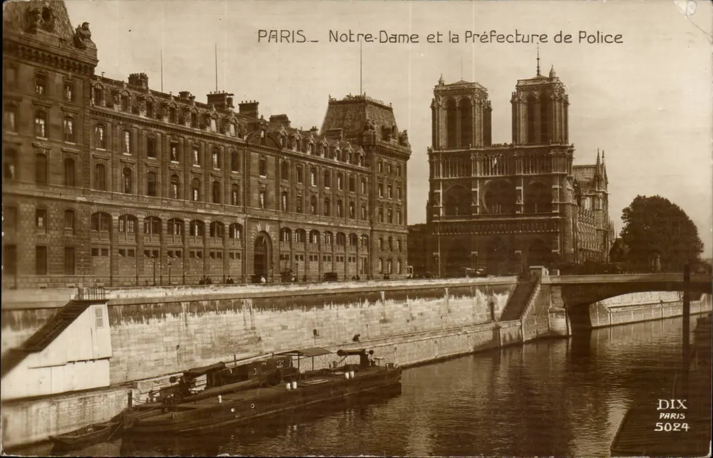 Paris — Notre-Dame und die Präfektur der Polizei — DIX Paris 5024 - Vorderseite