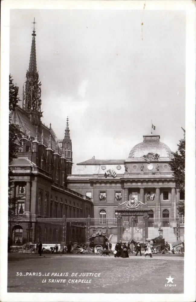 Paris — Das Palais de Justice und die Sainte-Chapelle — Étoile, Nr. 30 - Vorderseite