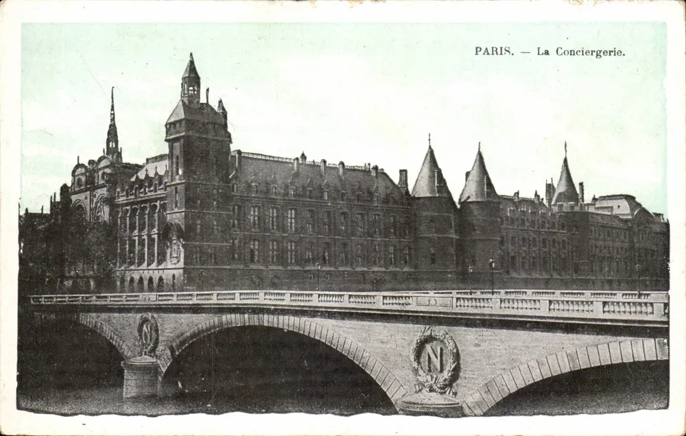 Paris — A Conciergerie — Editor não identificado, número de série não visível - Frente