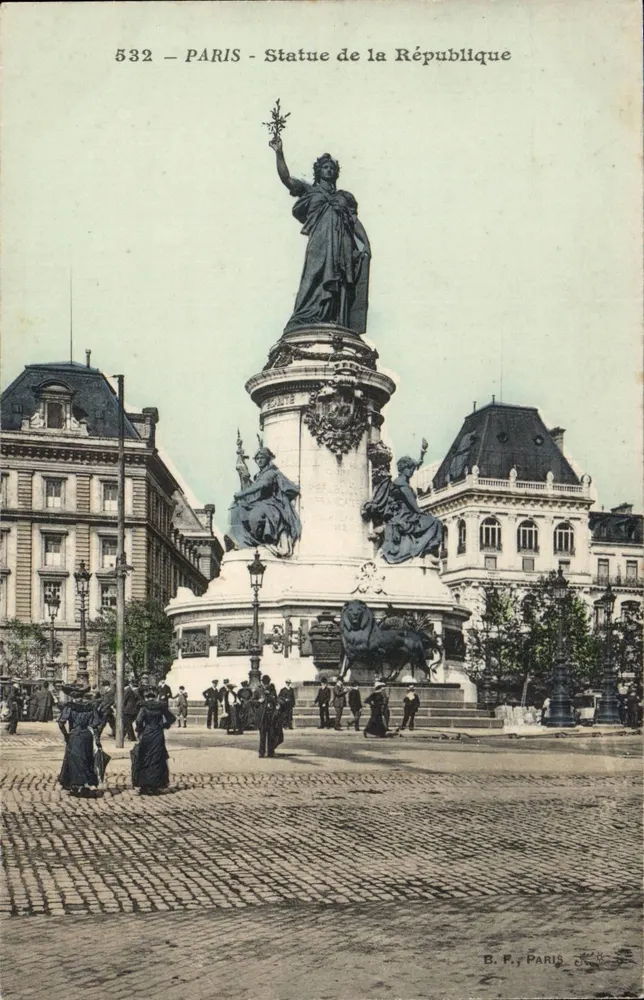 Paris - Estátua da República — B. F., Paris, n° 532 - Frente