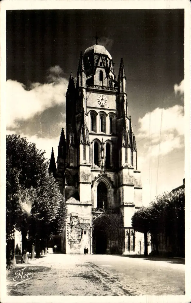 Saintes (Charente-Maritime) — A Igreja de São Pedro — Éditions d'Art Flor - Frente