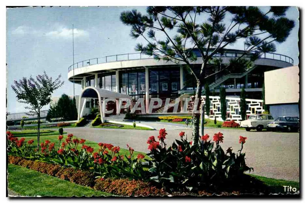 A Rotonda do Casino — Royan — (C. Ferret, arquiteto) — Tito - Frente