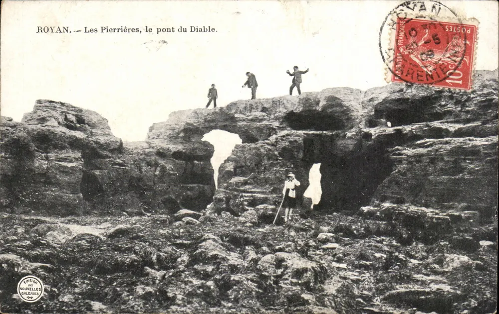 Royan — As Pierrières, o ponte do Diabo — Edições Nouvelles Galenies - Frente