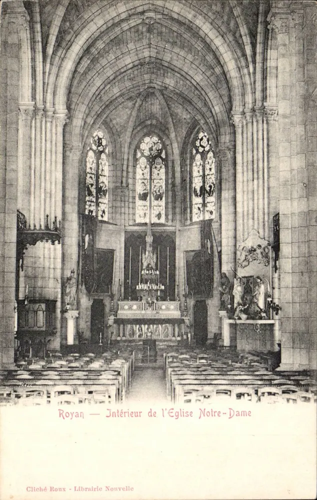 Royan — Interior da Igreja Nossa Senhora — Cliché Roux - Librairie Nouvelle - Frente