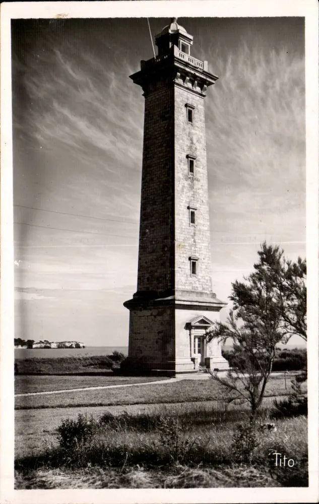 Farol de Saint-Georges-de-Didonne — Cours de la Martinique — editor M. Berjaud - Frente