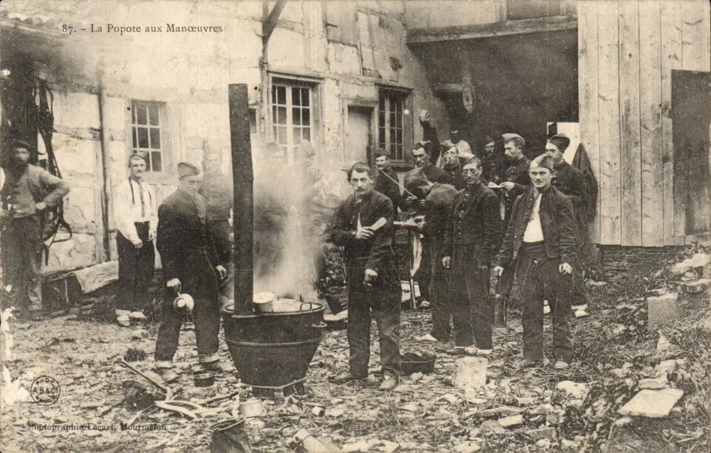 Die Popote in Manceuvres — Photographie Lacart, Mourmaston, n°87 - Vorderseite