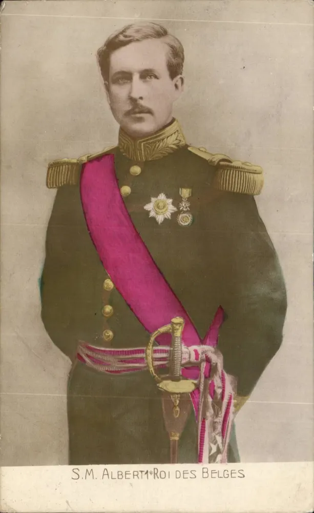 S.M. Albert Ier Rei dos Belgas — retrato em uniforme — editor não identificado - Frente