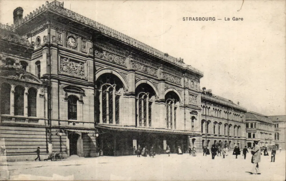 Estrasburgo — A Estação — Editor não identificado, número de série não visível - Frente